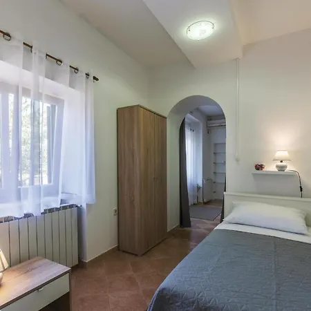 Cozy In With Kitchen Apartament *